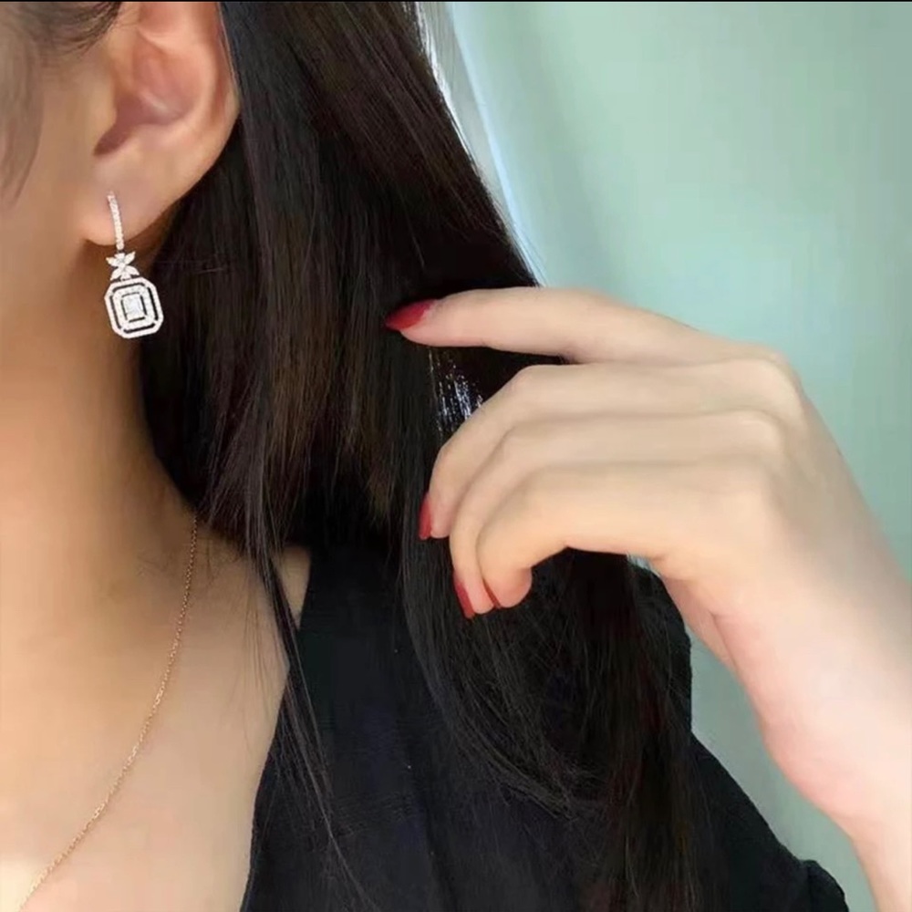 COPY - Huitan Modern Fashion Silver Color Women's Dangle Earrings with Shiny CZ… - Picture 5 of 5